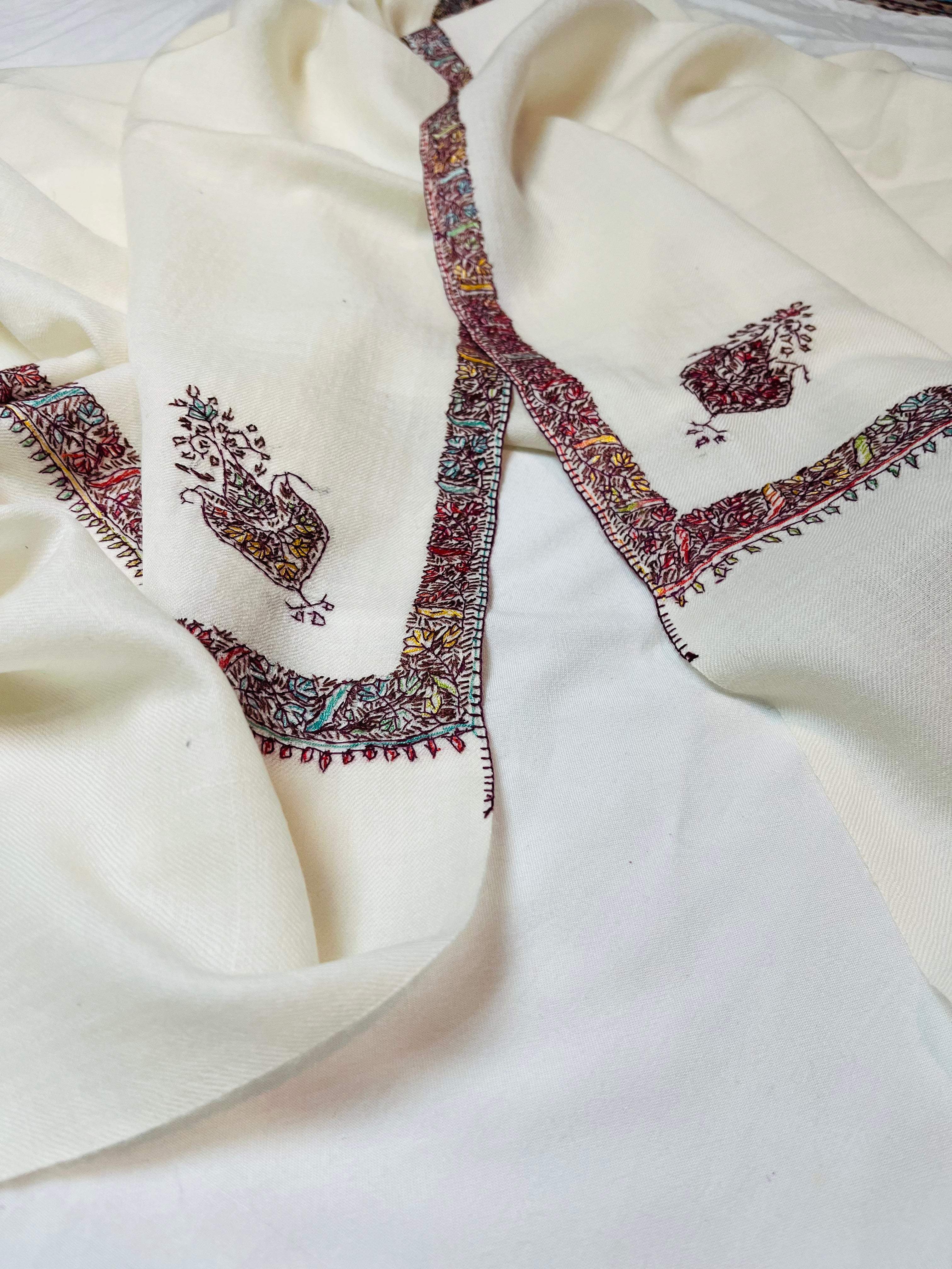 White Hashi Dhar Semi-Pashmina Shawl with Hand Sozni Embroidery